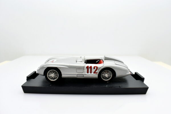 Modellino auto scala 1:43 MERCEDES W 196C brumm diecast modellismo da collezione - Image 4