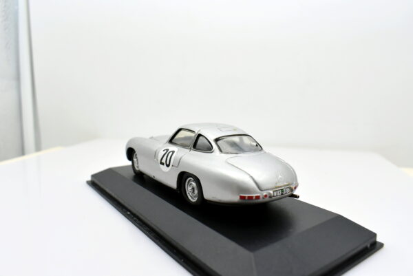 Modellino auto scala 1:43 MERCEDES benz 300 SL models max diecast modellismo da collezione - Image 2