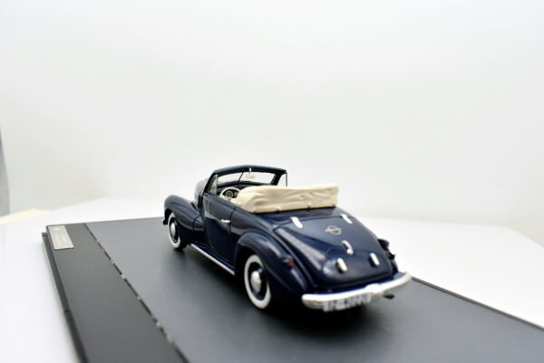 Modellino auto scala 1:43 Opel hebmuller kaptain cabriolet Matrix modellismo da collezione - Image 4