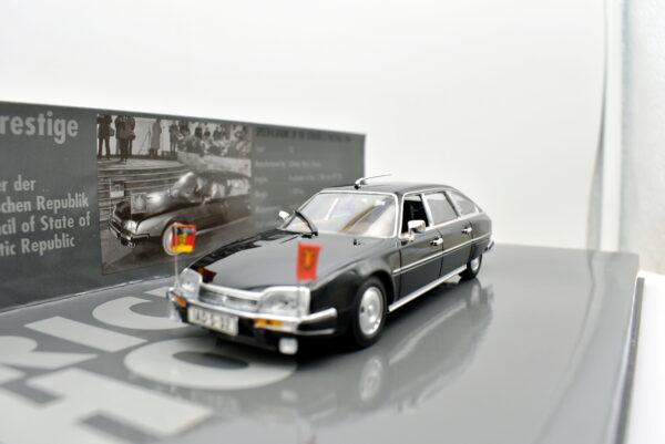 Modellino auto scala 1:43 Citroen CX prestige Political leaders series no 13 diecast modellismo statico minichamps - Image 3