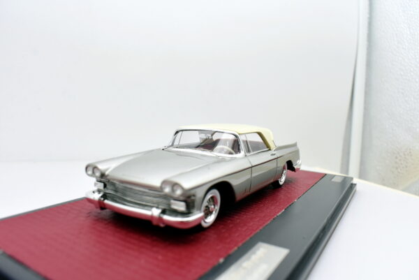 Modellino auto scala 1:43 Cadillac skylight Matrix modellismo da collezione - Image 4