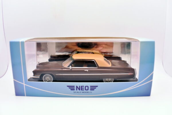 Modellino auto scala 1:43 Cadillac coupe deVille Neo modellismo da collezione - Image 2
