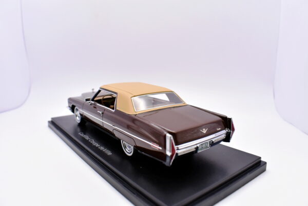 Modellino auto scala 1:43 Cadillac coupe deVille Neo modellismo da collezione - Image 4