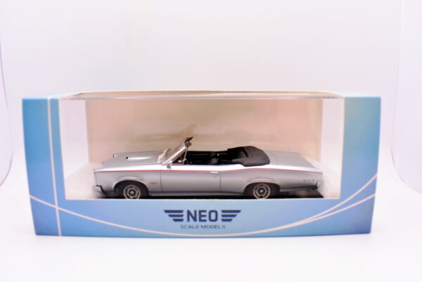Modellino auto scala 1:43 Pontiac GTO convertible Neo modellismo da collezione - Image 2