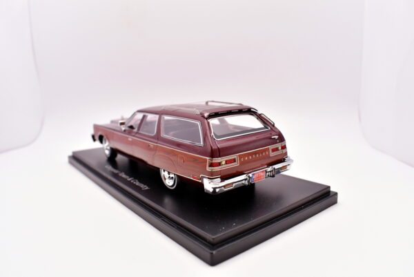 Modellino auto scala 1:43 Chrysler town e country Neo modellismo da collezione - Image 4