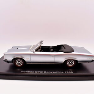 Modellino auto scala 1:43 Pontiac GTO convertible Neo modellismo da collezione