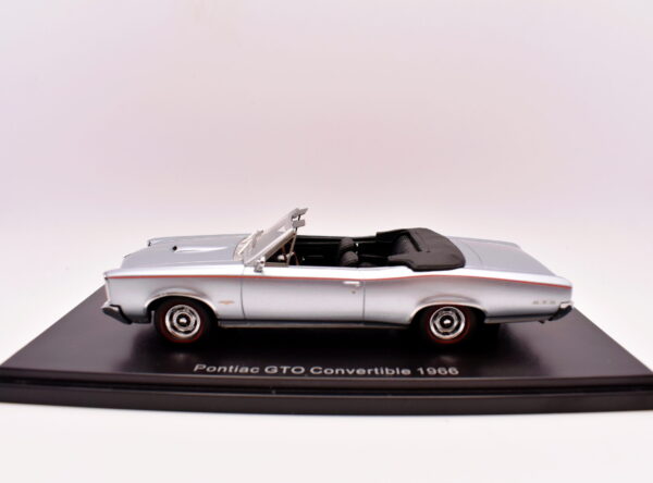 Modellino auto scala 1:43 Pontiac GTO convertible Neo modellismo da collezione
