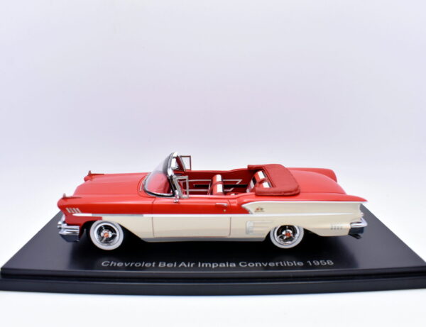 Modellino auto scala 1:43 Chevrolet bel air impala convertible Neo modellismo da collezione