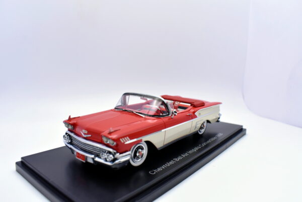 Modellino auto scala 1:43 Chevrolet bel air impala convertible Neo modellismo da collezione - Image 3