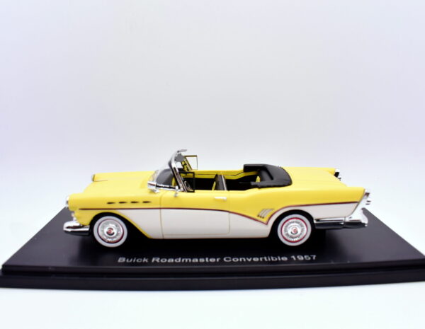 Modellino auto scala 1:43 Buick roadmaster convertible Neo modellismo da collezione