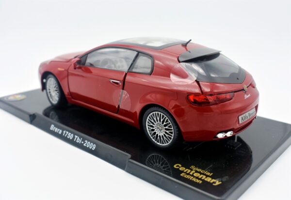 Modellino auto ALFA ROMEO BRERA 1750 TBI 1:24 diecast modellismo da collezione - Image 4