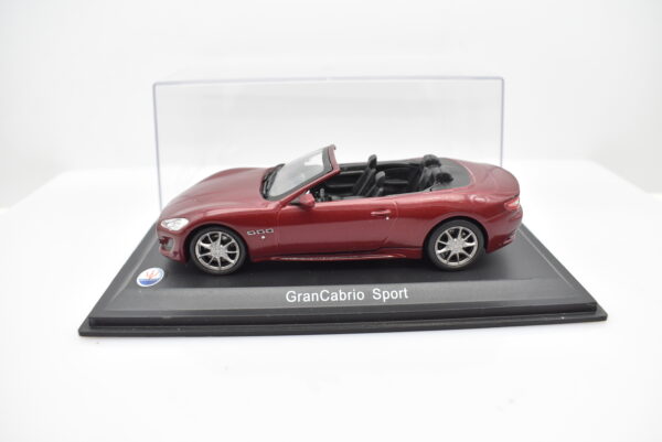 Modellino auto scala 1:43 Maserati GranCabrio Sport diecast modellismo da collezione - Image 2