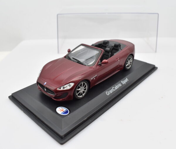 Modellino auto scala 1:43 Maserati GranCabrio Sport diecast modellismo da collezione