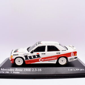 Modellino auto racing scala 1:43 mercedes benz 190E 2.3 16 minichamps modellismo statico