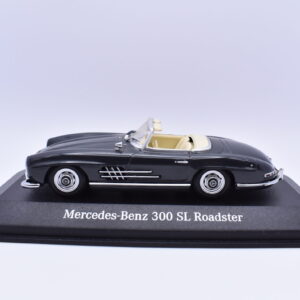 Modellino auto scala 1:43 Mercedes benz 300 SL roadster minichamps diecast