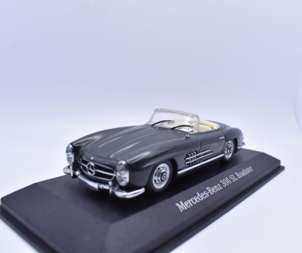 Modellino auto scala 1:43 Mercedes benz 300 SL roadster minichamps diecast - Image 3