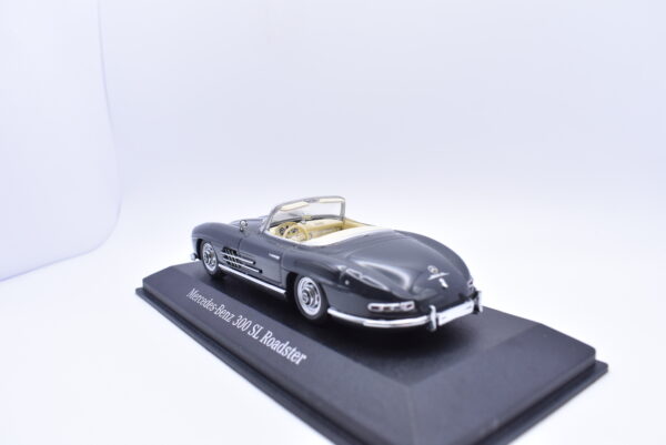 Modellino auto scala 1:43 Mercedes benz 300 SL roadster minichamps diecast - Image 4