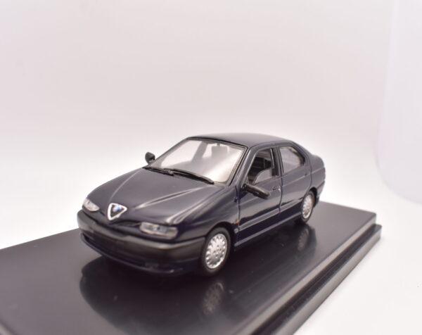 Modellini auto da collezione scala 1:43 ALFA ROMEO 146 diecast modellismo statico - Image 3