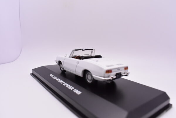 Modellini auto da collezione scala 1:43 FIAT 850 sport spider diecast modellismo statico - Image 5