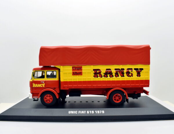 Modellino camion scala 1:43 unic fiat 619 modellismo statico ixo