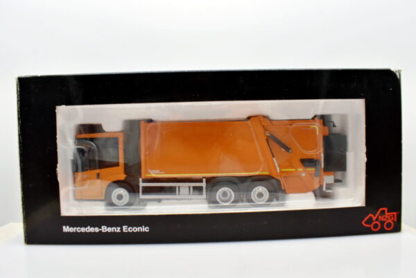 Modellino camion scala 1:43 Mercedes benz econic NZG modellismo statico - Image 2