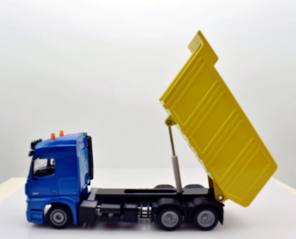 Modellino camion scala 1:50 mercedes benz arocs mit kippmulde modellismo statico