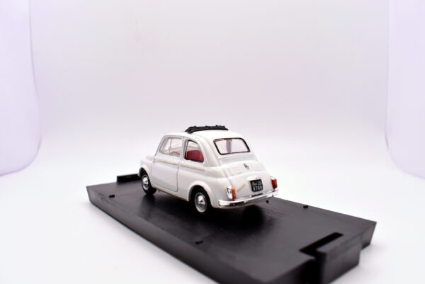Modellino auto scala 1:43 Fiat 500 D Brumm diecast modellismo da collezione - Image 4