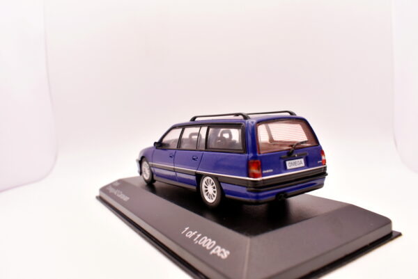 Modellini auto scala 1:43 Opel omega A2 caravan whitebox diecast modellismo collezione - Image 5