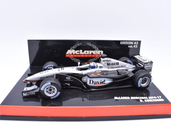 Modellino auto Formula 1 F1 scala 1:43 McLaren Mercedes MP4-17 Minichamps modellismo statico