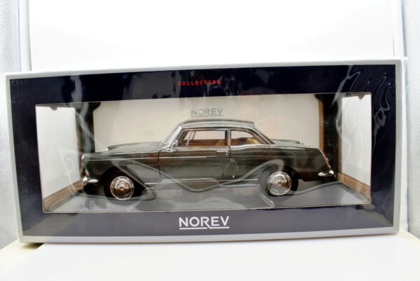 Modellino auto Peugeot 404 coupe scala 1:18 Norev modellismo - Image 2