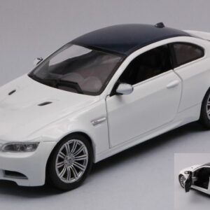 Modellino auto scala 1:24 BMW M 3 COUPE 2008 WHITE diecast modellismo statico