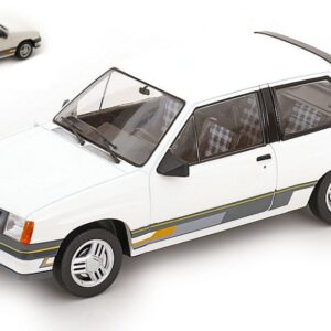 Modellino auto scala 1:18 OPEL CORSA A SR WHITE diecast modellismo statico