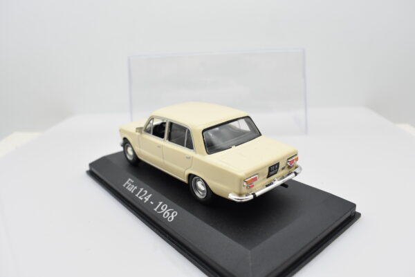 Modellini auto da collezione scala 1:43 FIAT 124 diecast modellismo statico - Image 2
