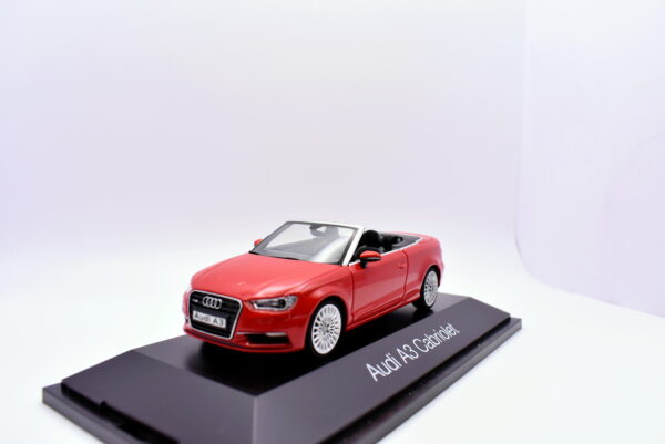 Modellino Auto Scala 1:43 Audi A3 cabriolet Herpa modellismo statico - Image 4