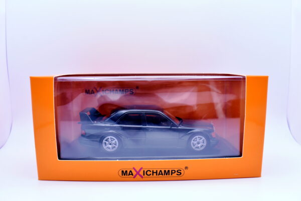 Modellino auto scala 1:43 mercedes benz 190E Maxichamps diecast modellismo da collezione - Image 2