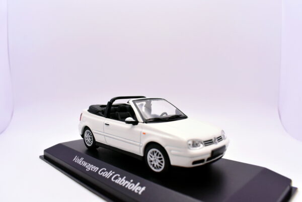 Modellino auto 1:43 Volkswagen golf 4 cabriolet Maxichamps diecast modellismo - Image 3