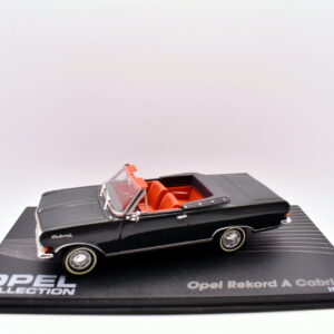 Modellino auto scala 1:43 Opel Rekord A IXO diecast modellismo da collezione
