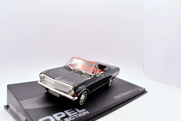 Modellino auto scala 1:43 Opel Rekord A IXO diecast modellismo da collezione - Image 3