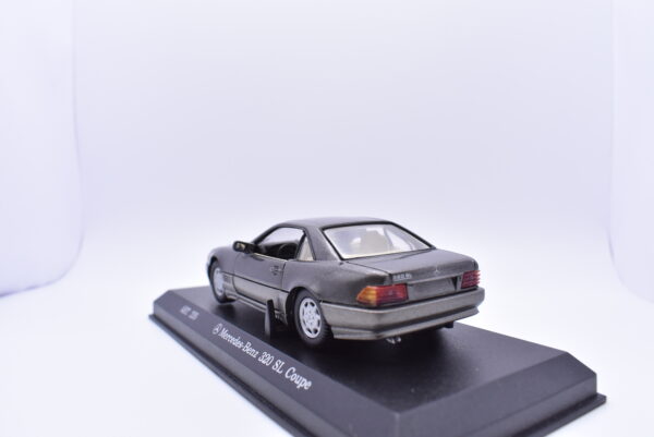 Modellino auto scala 1:43 Mercedes benz 320 SL modellismo statico - Image 5