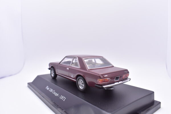 Modellino auto scala 1:43 Fiat 130 coupe modellismo statico - Image 5