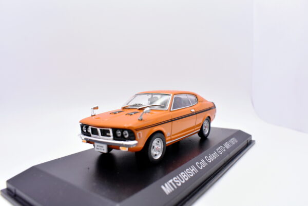Modellino auto scala 1:43 Mitsubishi colt galant Norev diecast modellismo statico - Image 3