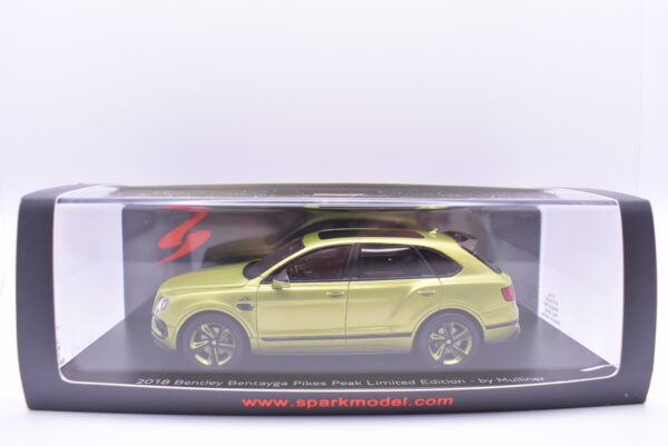 Modellino auto scala 1:43 bentley bentayga pikes peak by spark modellismo statico - Image 2