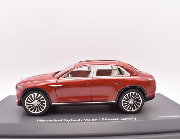 Modellino Auto Scala 1:43 mercedes maybach vision ultimate luxury Schuco modellismo statico