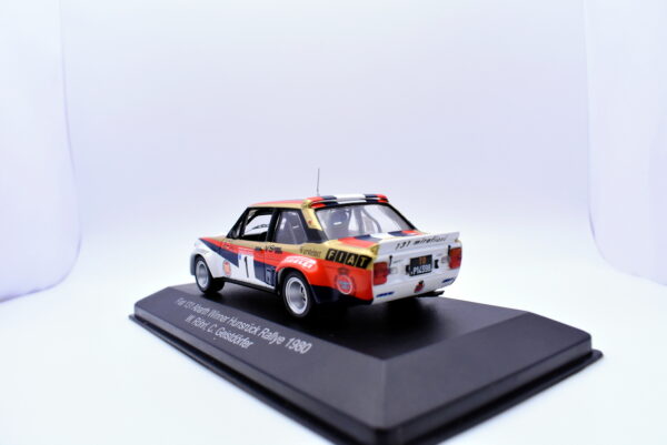 Modellino auto rally scala 1:43 Fiat 131 Abarth CMR diecast modellismo statico - Image 4