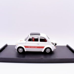 Modellino auto scala 1:43 Fiat Abarth 500 695SS BRUMM modellismo statico