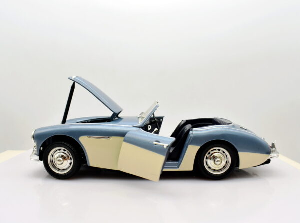 Modellino auto scala 1:18 Austin healey ertl modellismo da collezione