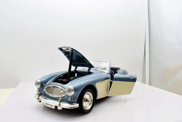 Modellino auto scala 1:18 Austin healey ertl modellismo da collezione - Image 3