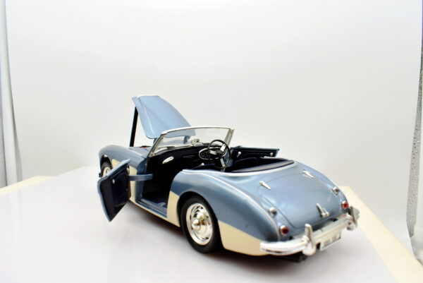 Modellino auto scala 1:18 Austin healey ertl modellismo da collezione - Image 4
