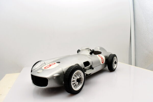 Modellini auto FORMULA 1 scala 1:16 mercedes benz RW 196 polistil F1 collezione - Image 3