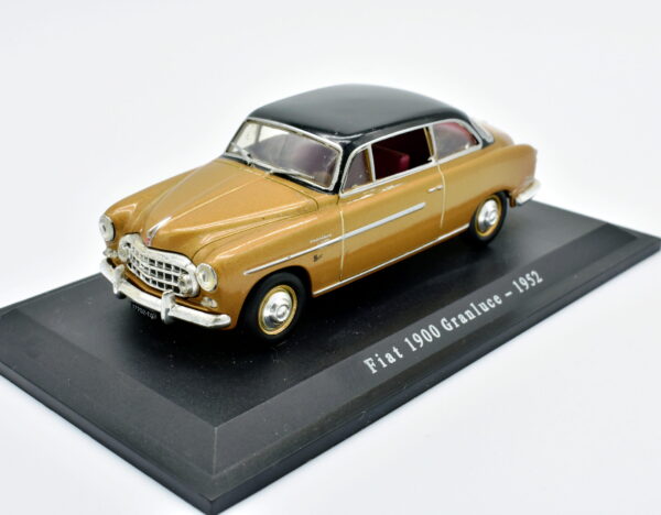 Modellino auto scala 1:43 FIAT 1900 GRANLUCE diecast collezione modellismo